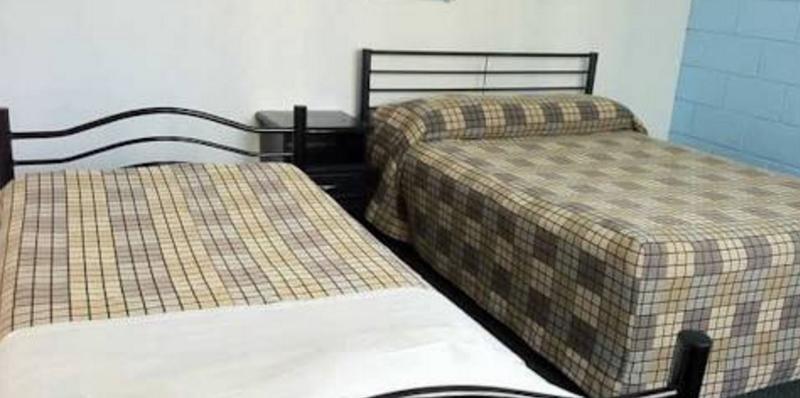 Fat Camel Backpackers - Auckland Hostel Екстериор снимка